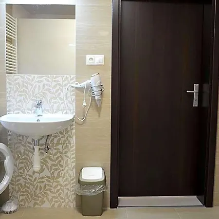 Hostel Bratislava Братислава