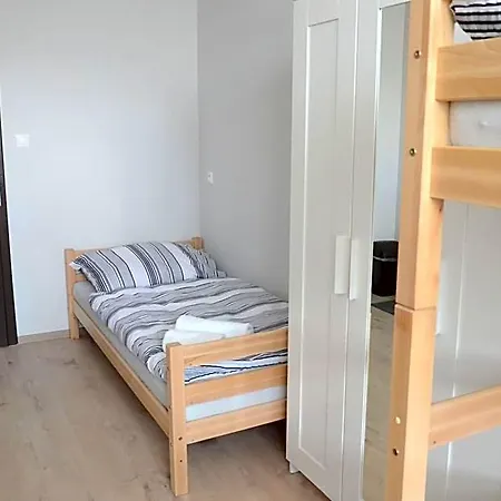 Hostel Bratislava Хостел