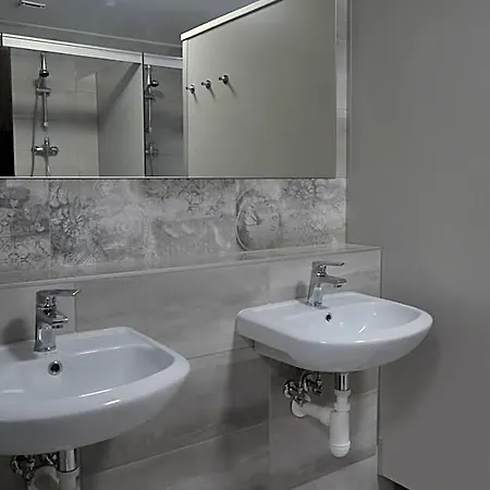 Hostel Bratislava Братислава