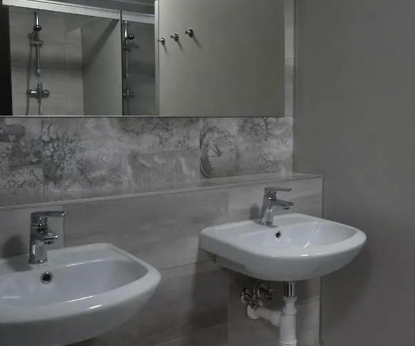 Hostel Bratislava 호스텔