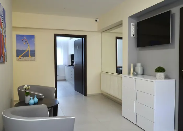 Hostel Bratislava 호스텔 *