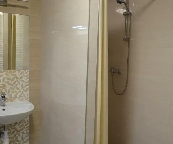 Hostel Bratislava 호스텔